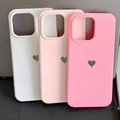 Case Pure Love: Armadura de Silicona Mate con Corazón Flotante